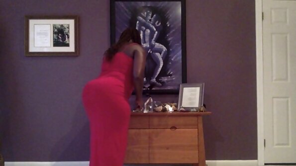 더러운 여학생 polishes 수탉 후 데 그것 에 그녀의 butthole