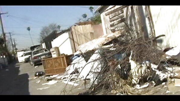 남자는 빨간 스타킹에 부적절 사랑의 유성 납치에 몰래