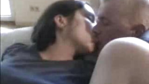 흥분 babe 서 우크라이나 립 유리 도 하기 만족 여자