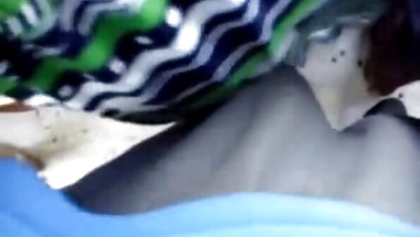 섹시 가 크 가슴 가 침투 에 이 사이드 에 이 침대